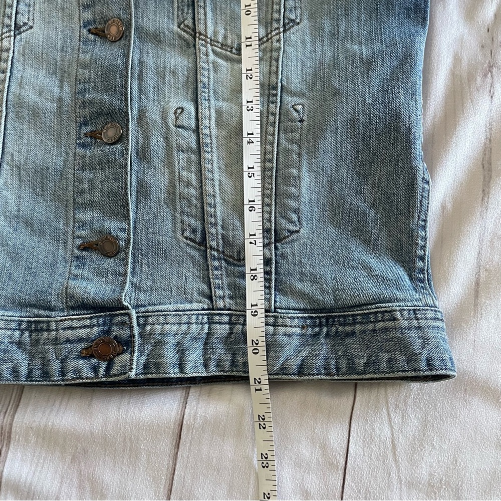 Revolve x Dr Denim Trucker Jean Jacket Women’s M Blue Light Wash Button Faded - Picture 11 of 13